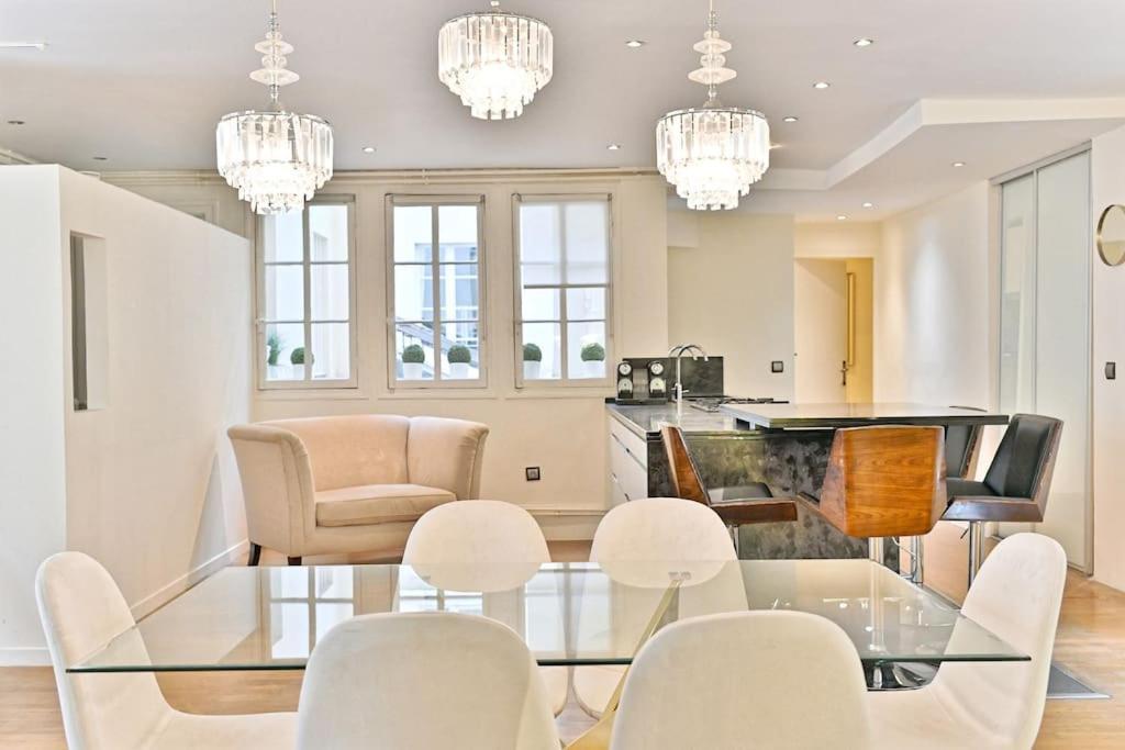 Appartamento Grand Prestigieux Et A Parigi